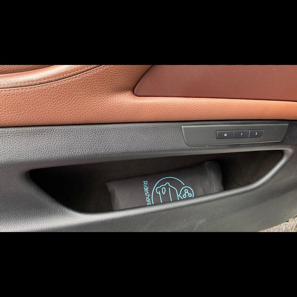 RideshareMat: Personal, Portable Seat Cover - Picture 2 of 5